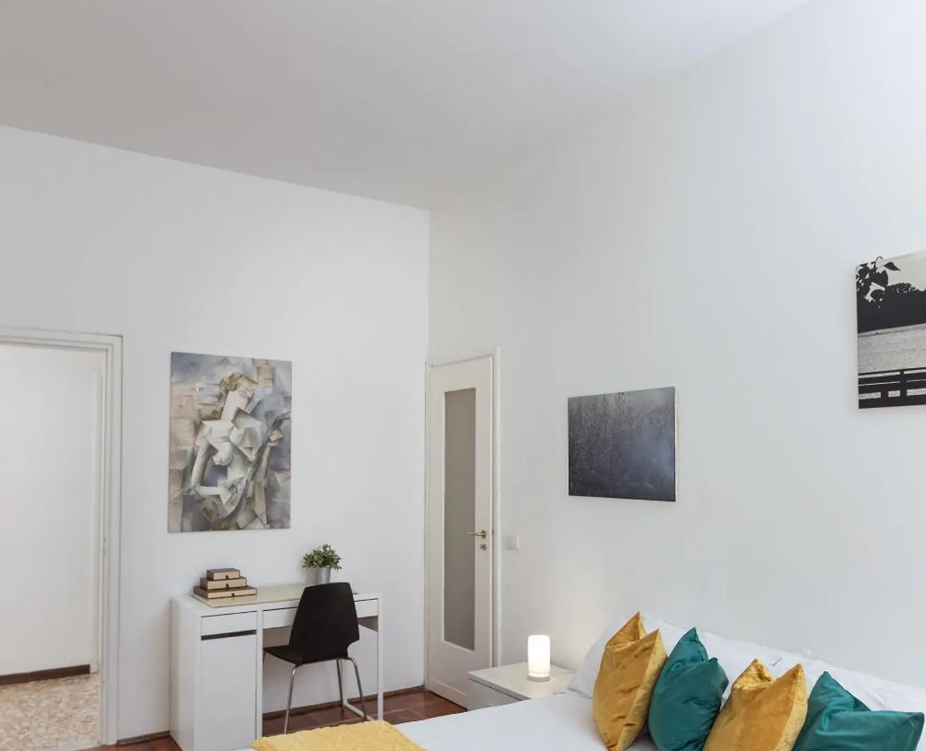 Apartment Ferienwohnung Galleria Moderna In Porta Romana Mailand